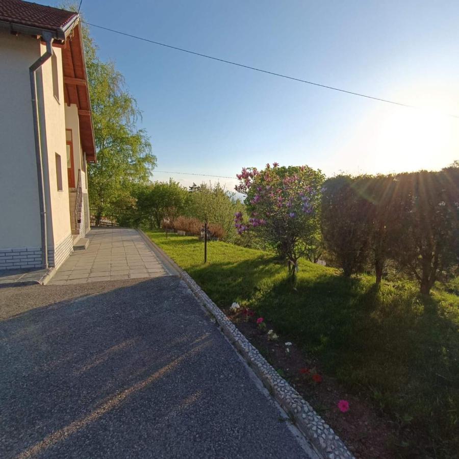 Holiday Home Green Sarajevo Eksteriør bilde